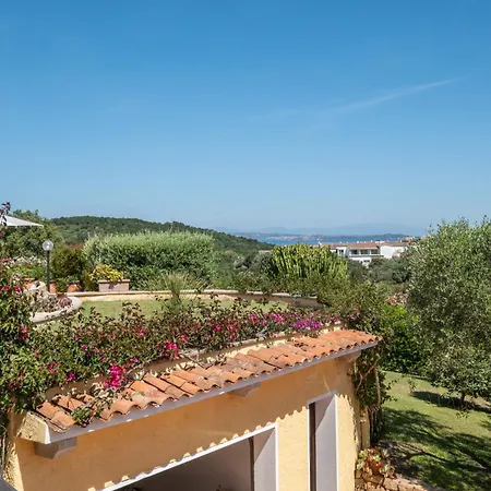 Baja Sardinia - Lussuosa Piscina Vista Mare וילה *